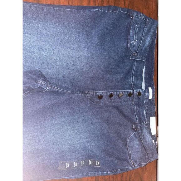 NWT Maurices Limitless Jeggings High Rise Button Fly Jeans Size XXL Regular - Picture 2 of 10
